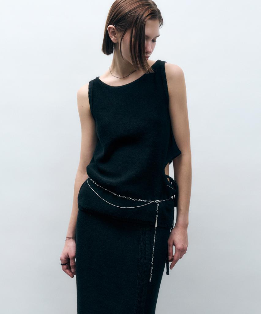 MONGDOL Side Slit Knit Sleeveless Black Mdkt109Black