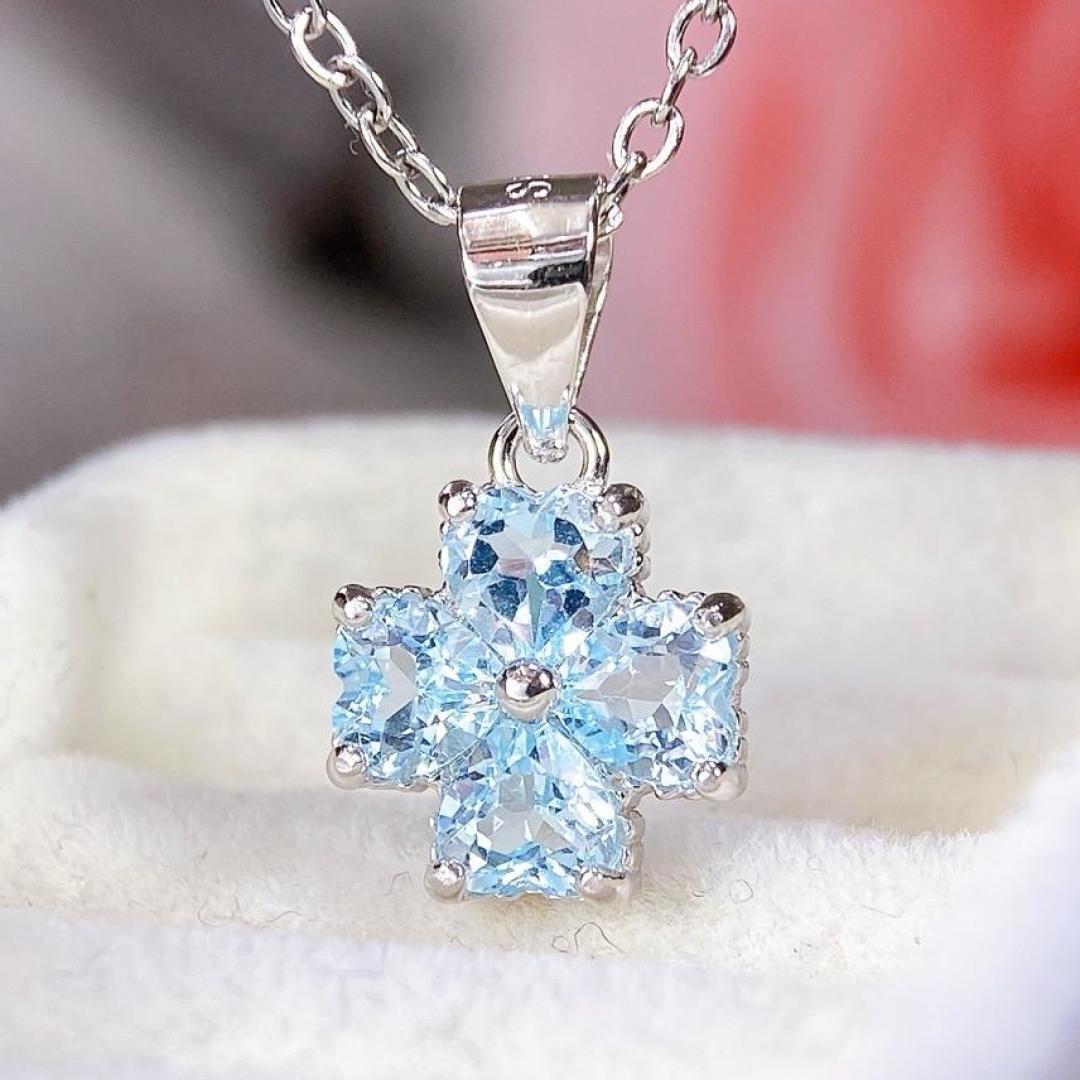 2025 Exquisite Natural Blue Topaz Pendant in S925 Sterling Silver - Elegant & Simple Design for Women 925 Silver