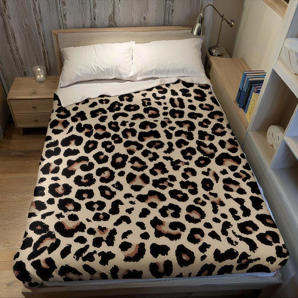 Tijdloos Luipaardprint Flanellen Deken Warm Zacht Halloween Kerst Bank Warm Gezellig Decoratief Decor Cadeau voor Elk Seizoen