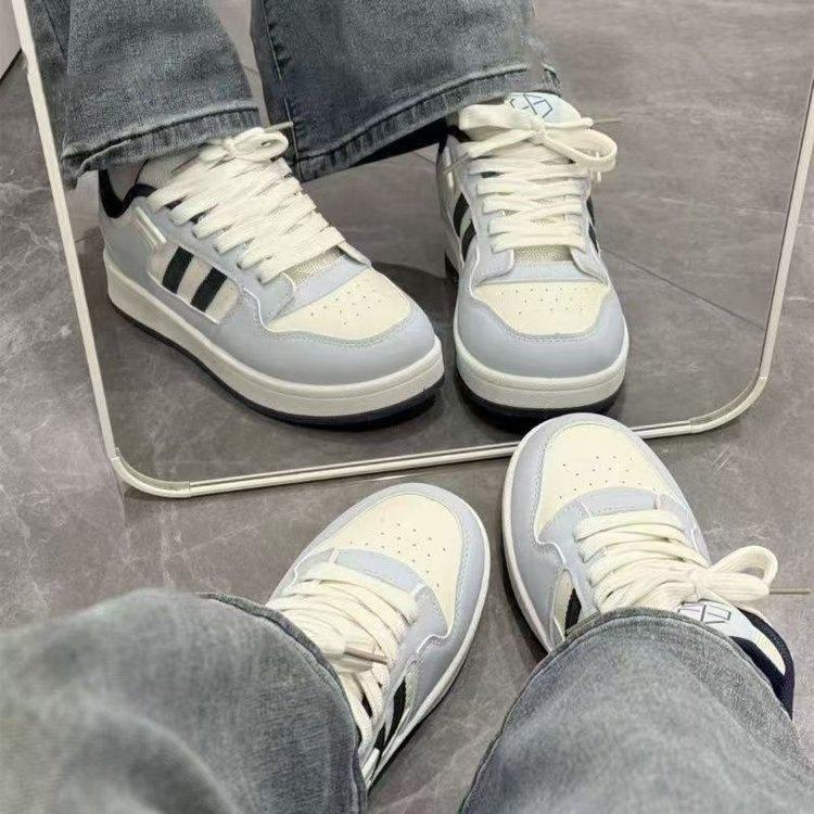 Brot Schuhe Hongkong Stil Nischendesign Board Schuhe Damen ins Tide 2025 Herbst neu Internet-Berühmtheit vielseitig lässig weiße Schuhe