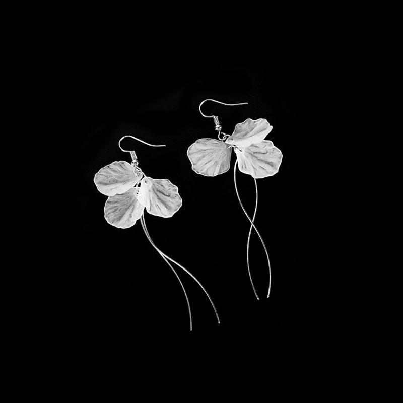 New Fashion Long Drop Earrings for Women Flower Star Moon Heart Butterfly Wings Crystal Pearl Round Geometry Tassel Ear Zircon