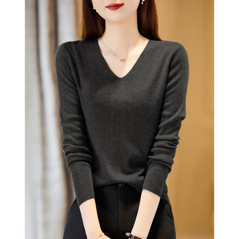 Demana Women's Relaxed Fit V-Neck Knit Top