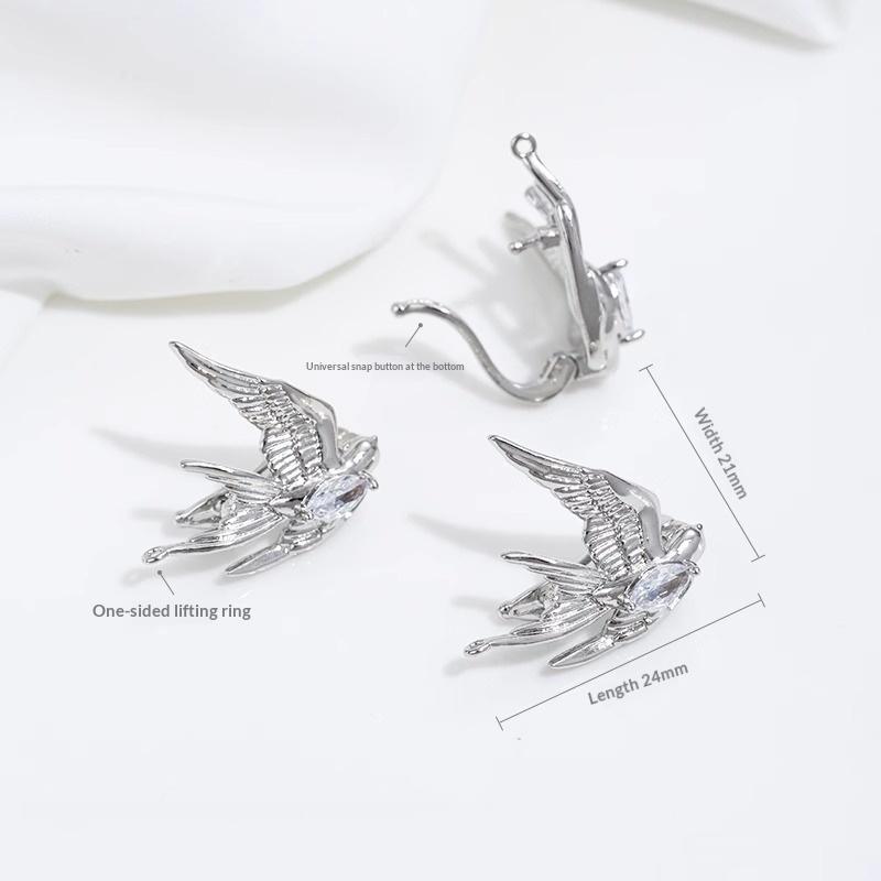 A White Peace Dove-Shaped Metal Brooch—Simple Unique And Cute A White Dove Accessory Badge