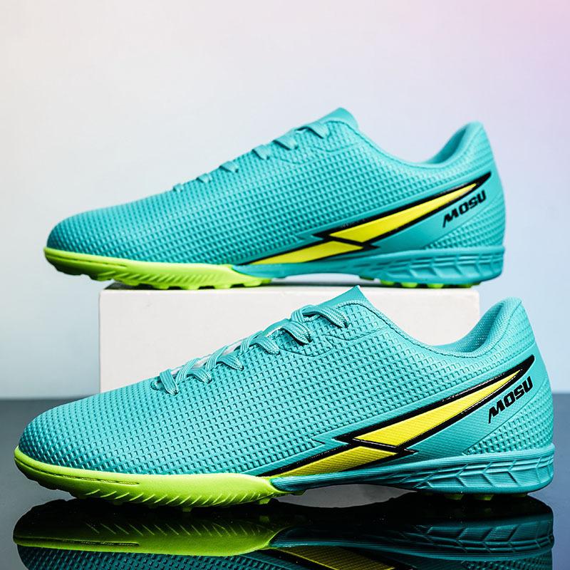 2025 New Low-top Couple Football Shoes, Youth and Students, Men's and Women's Long Broken Nail Training Sneakers