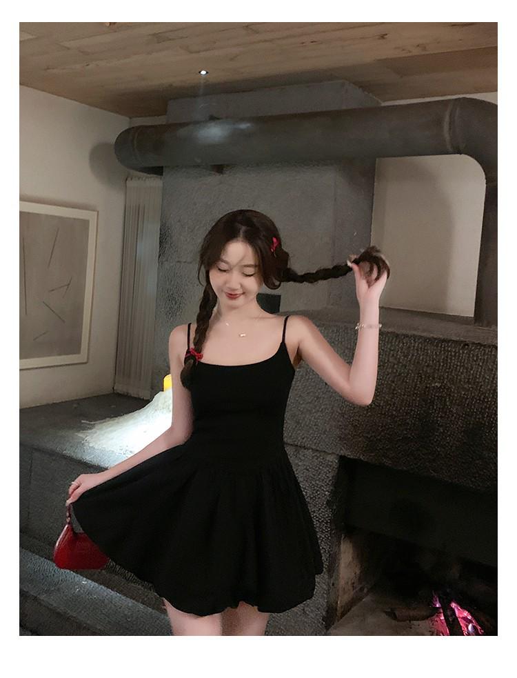 Women's White Ballet-Style Camisole Dress with Waist-Cinching Slim Fit and Bud Skirt Design for Summer 2025