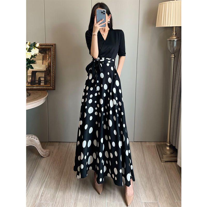 

Elegant Retro Hepburn-Style Polka Dot A-Line Black Dress M [Suit for Under 105 Jin]