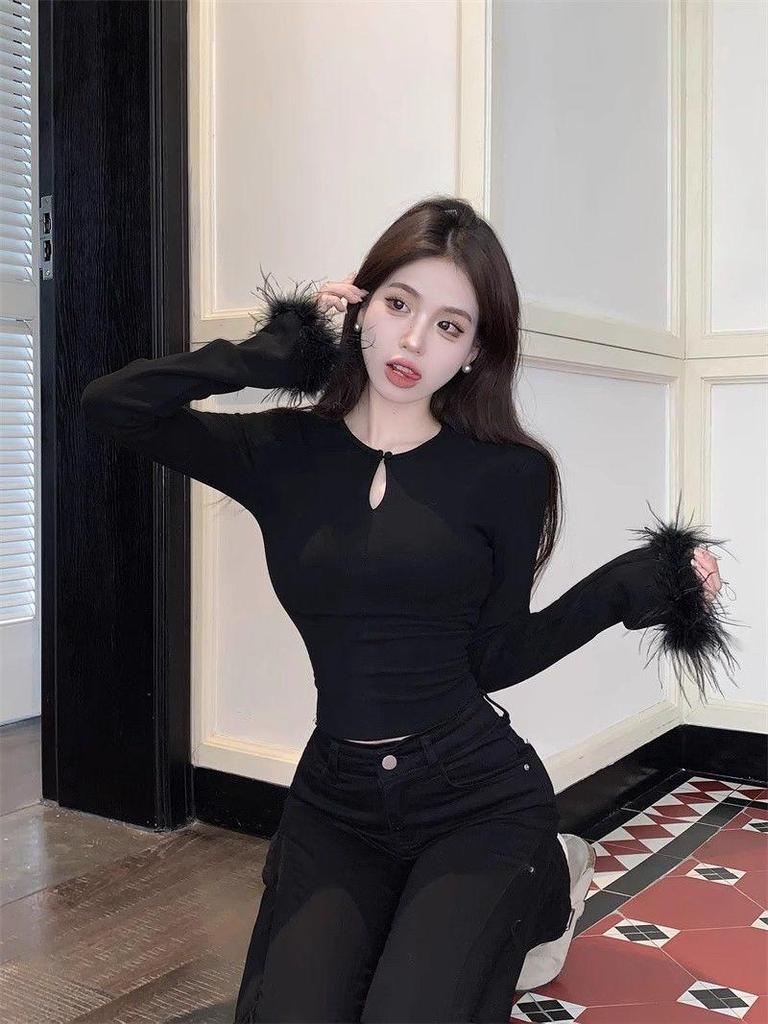 Women's White Round Neck Patchwork Fur T-Shirt, Spring Hollow-Out Base Layer