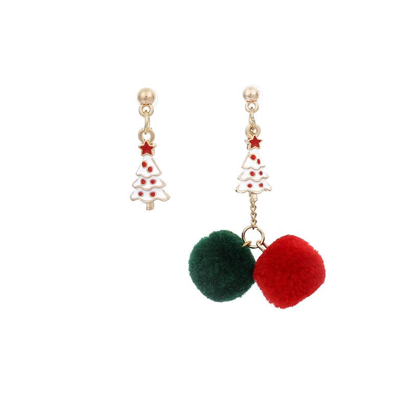 Ins Asymmetric Cute Hairball Christmas Earrings, European and American New Accessories, Less Heart Earrings Earrings