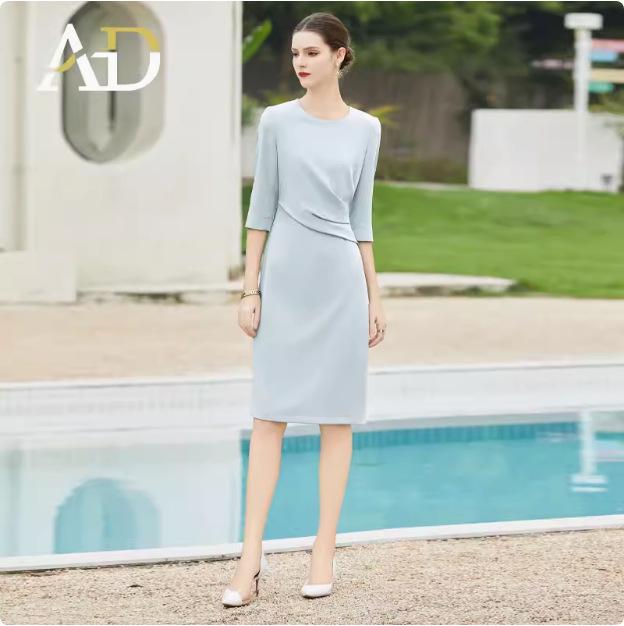 

Весенне-летнее светло-голубое профессиональное формальное платье с круглым вырезом и рукавами семь восьмых для женщин Medium