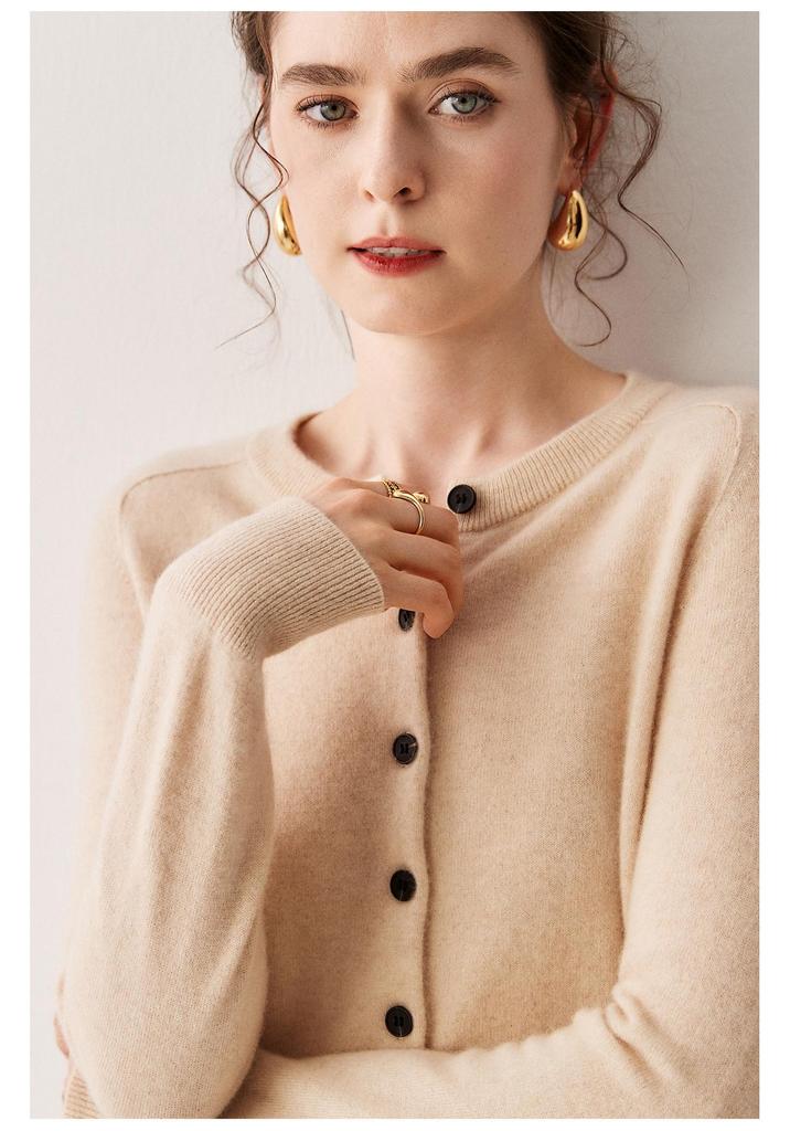 Women's Cashmere Baby Lambswool Cardigan - Round Neck, Short, Loose Fit Sweater for Autumn/Winter.