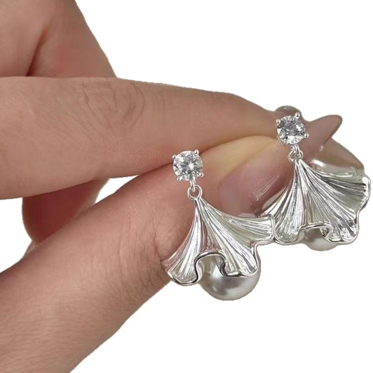 Elegante Ginkgoblatt-Perlen-Quastenohrringe - Damen-Luxusmode