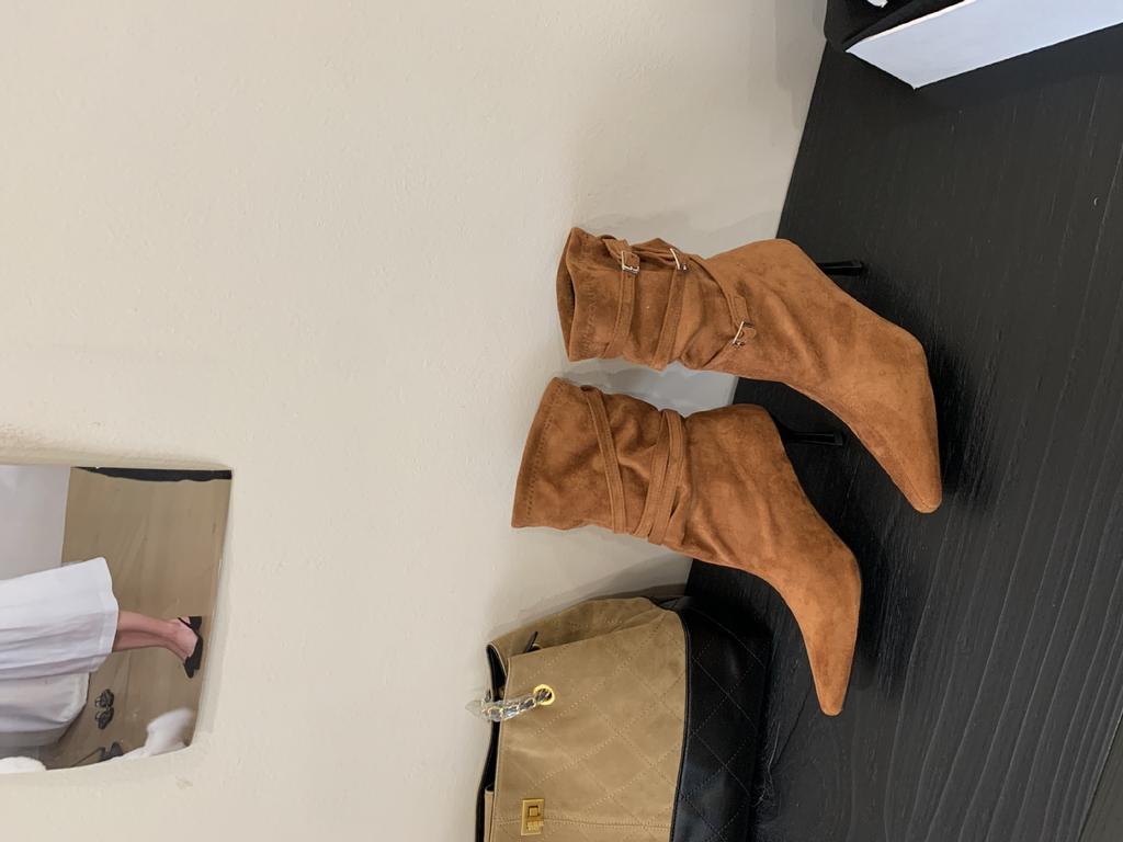 Pile Medium Boots Women's 2025 New European and American Stiletto Belt Buckle Knight Boots Western Cowboy Boots French Short Boots