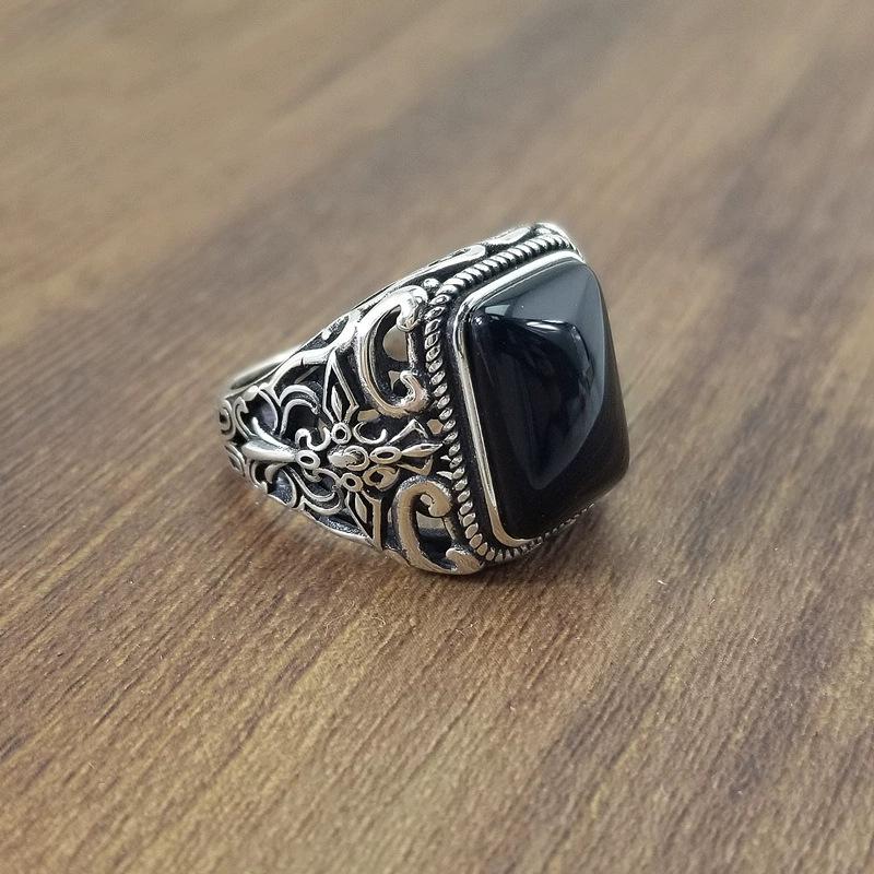 Men's Trendy Black Agate Cross Ring - Retro, Stylish, High-End Open Design