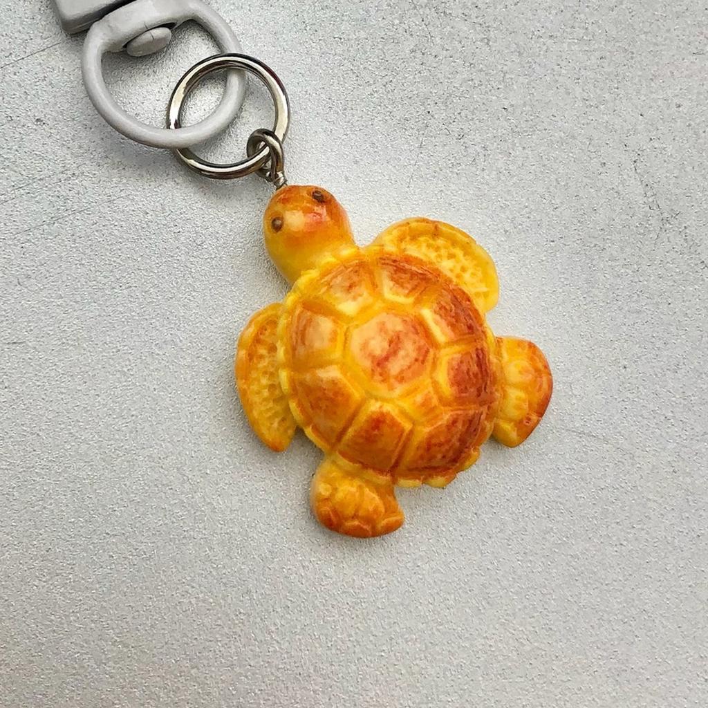 Handmade Lovely Bread Keychain Pendant Sturdy Materials Lovely Bowknot Designs Accessory for Vehicle Interior Decorati