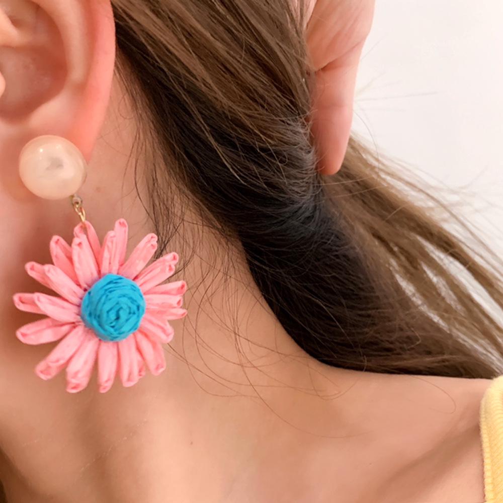 Colorful Raffia Flower Dangle Earrings - Summer Beach Vacation Style, European & American Fashion.