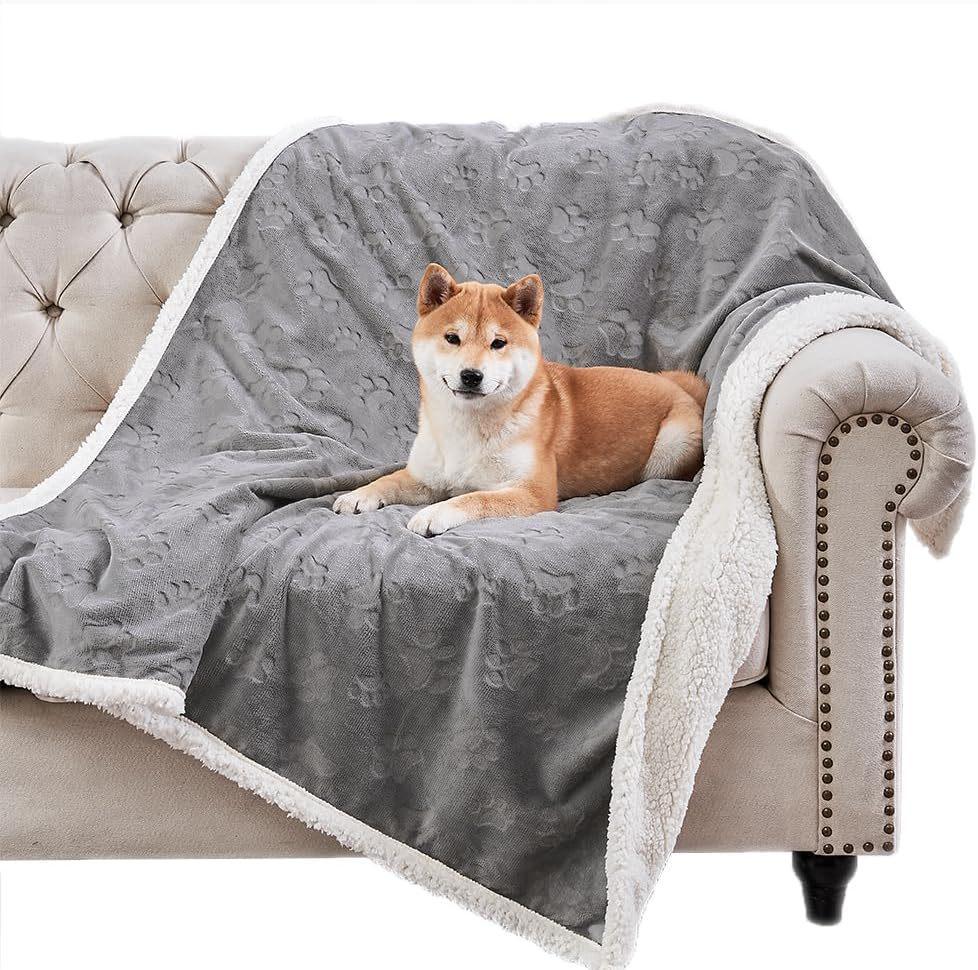 Pet Waterproof Sherpa Blanket - Paw Print Design, All-Season Warmth