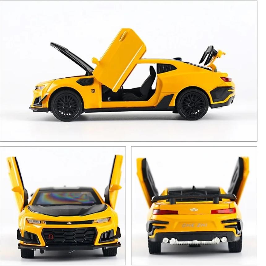 1/32 Scale Camaro Hornet Sports Car Alloy Diecast Model Sound & Light Children Toy Collect Display Ornament Birthday Present for Boys