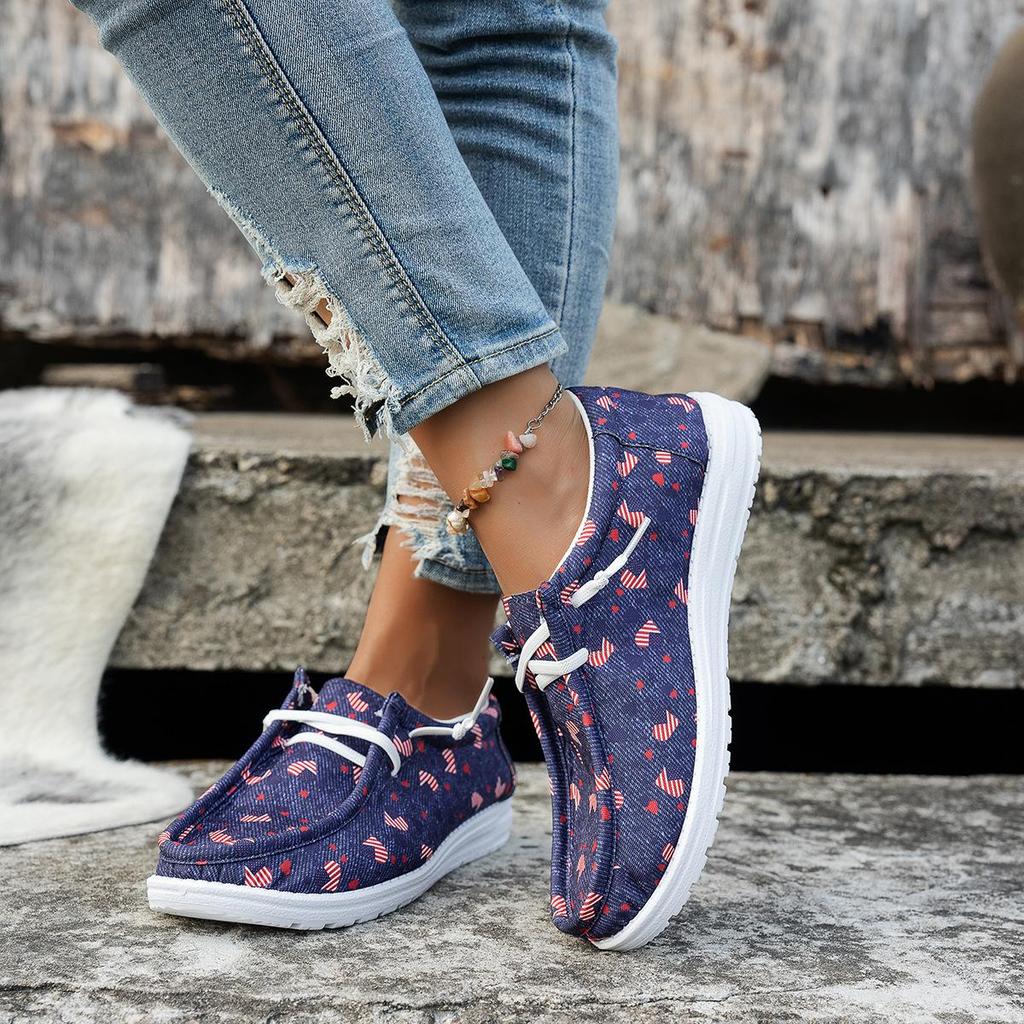 Flower-laced Sports Shoes, Low-top and Large-sized Fashionable Loafers, Sports Shoes for Women