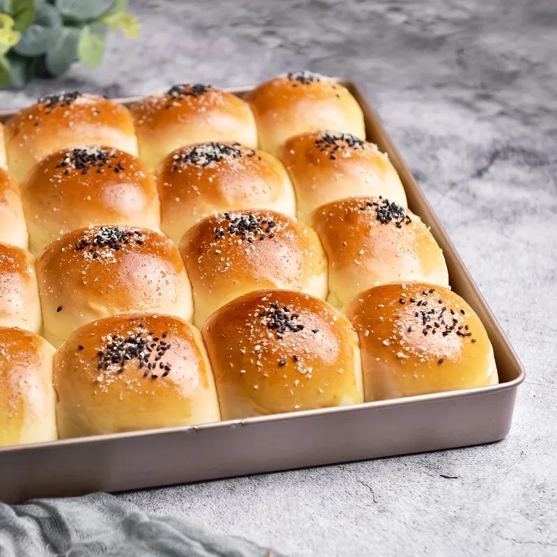 Professional 11-inch Square Cake Roll Pan - 28x28 Non-Stick Baking Mold with Snowflake Nougat Design for Perfect Swiss Rolls