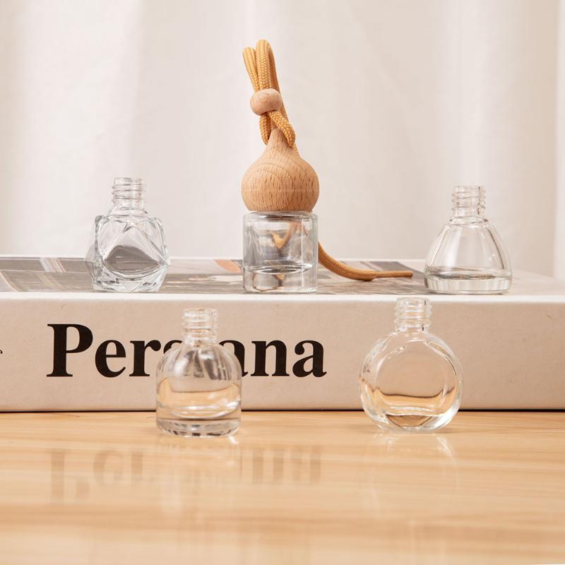 8ML Perfume Glass Bottle With Wooden Caps Refillable Car Essential Oil Diffuser Bottle Empty Car Air Freshener Pendant