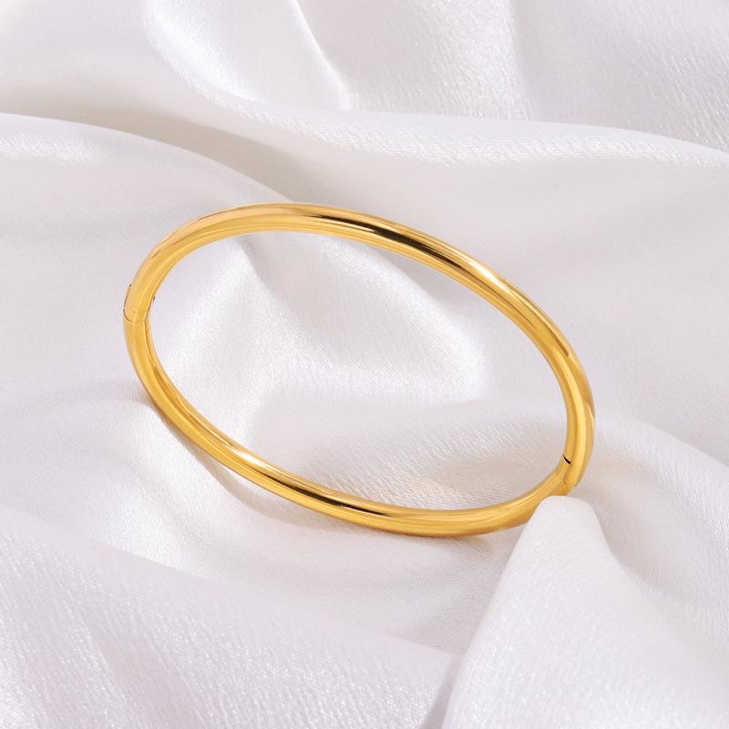 

Htpwe Браслет из нержавеющей стали с циркониевой оболочкой для женщин с 18-каратным золотым покрытием, парный, праздничный подарок, браслет для вечеринки, на каждый день, циркон