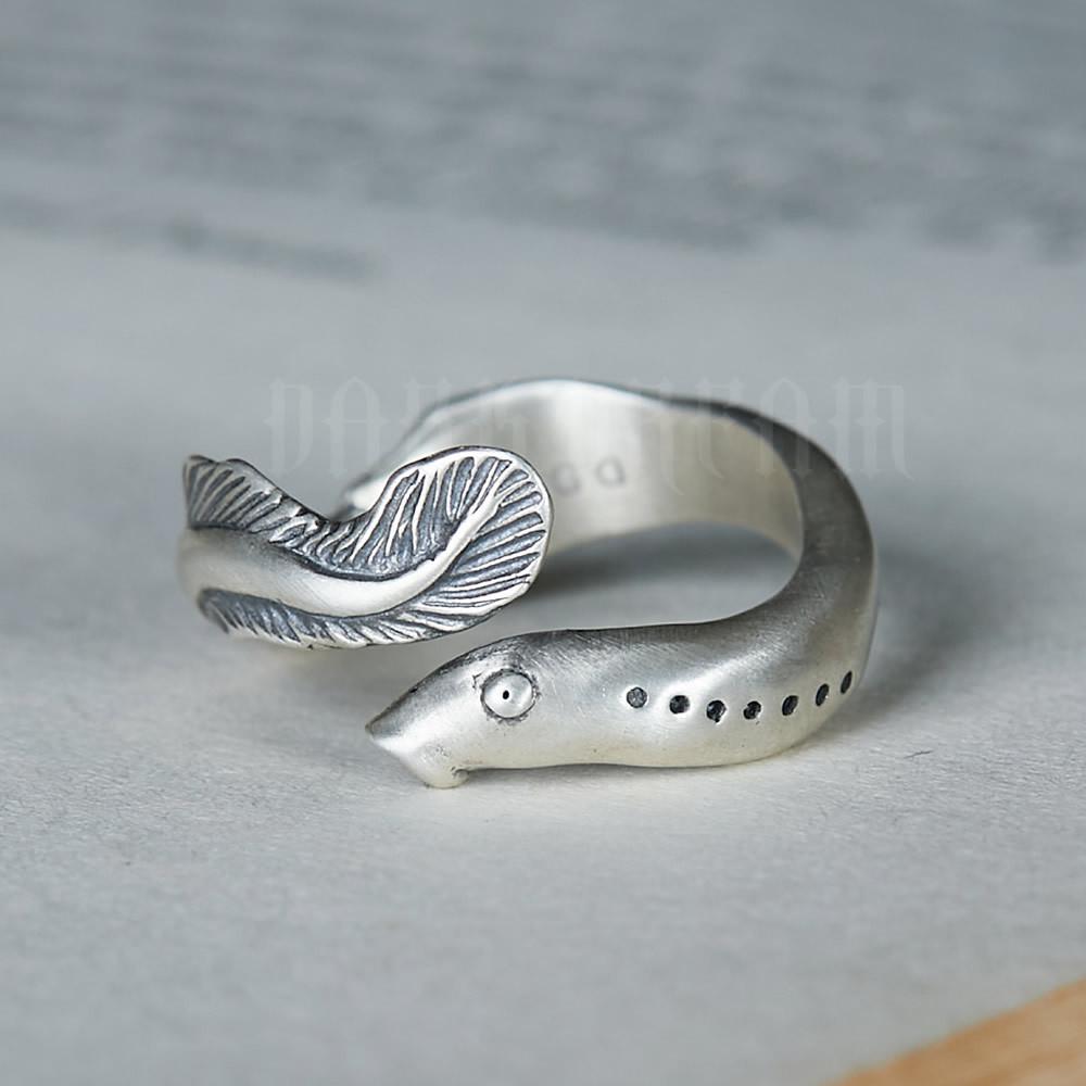 Yin Taifei Hand-Carved Thai Silver Adjustable Eel Design Ring Adjustable
