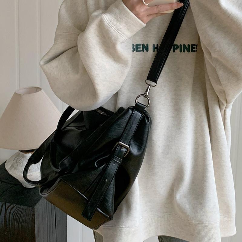 Handheld Travel Bag for Women, New Korean Casual Tote Bag, Large Capacity Crossbody Bag, Luggage Bag