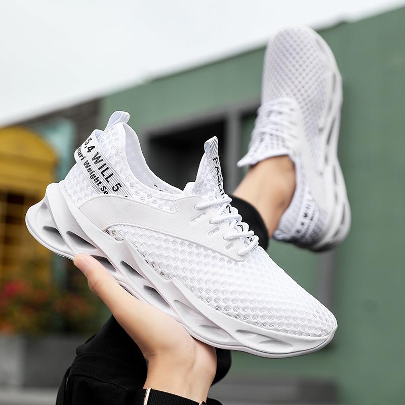 2025 summer large size men's shoes foreign trade outdoor sports lightweight casual shoes trendy men's hollow breathable mesh shoes