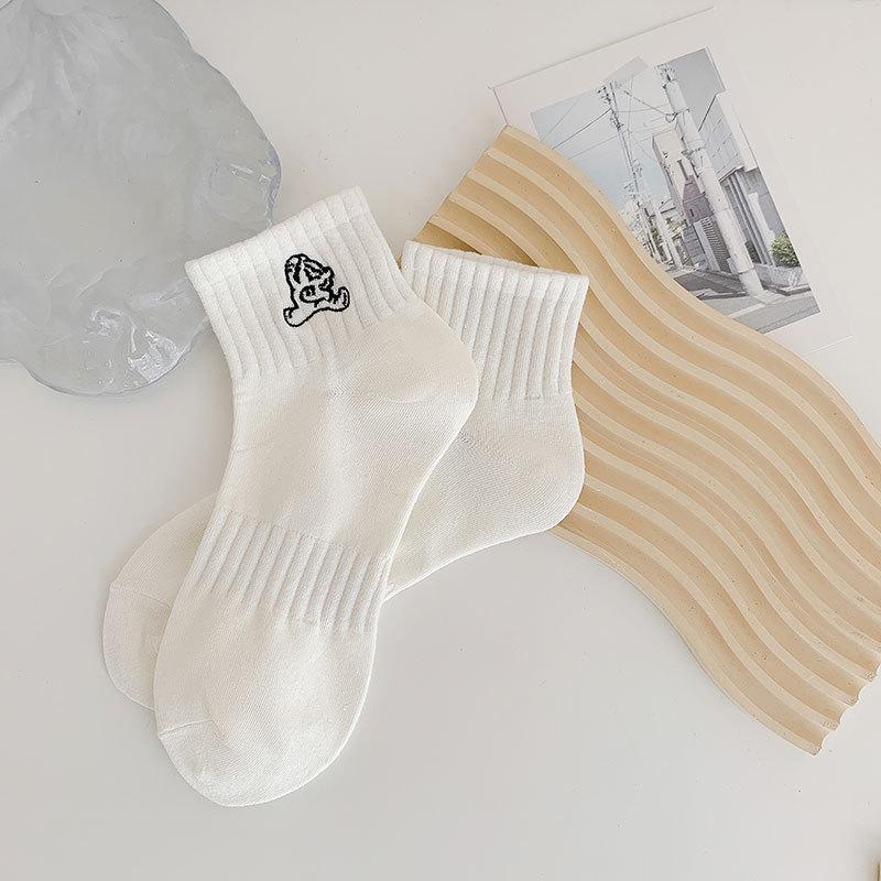 Women's Korean Style Smiley Embroidered Mid-Calf Sports Socks - Odor-Resistant & Sweat-Absorbent