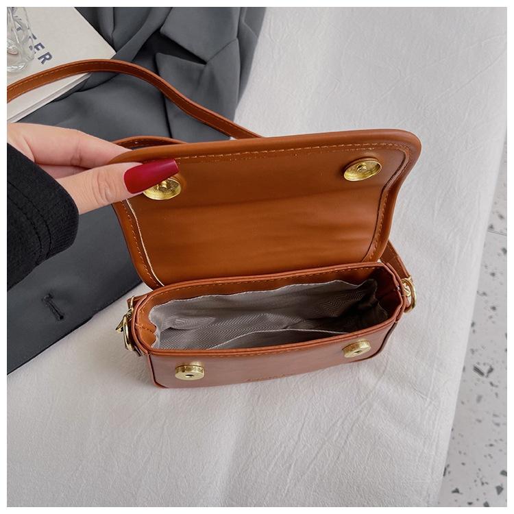 IELGY women's fashion mobile phone bag can be carried and messaged