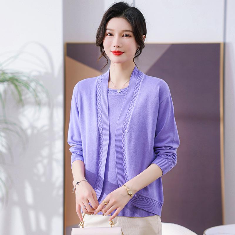 

Mother s Stylish Spring Cardigan Set: Lightweight Knit Top & Inner Layer for Middle-Aged Women s Spring and Autumn. 5XL (75-82.5 kg) фиолетовый