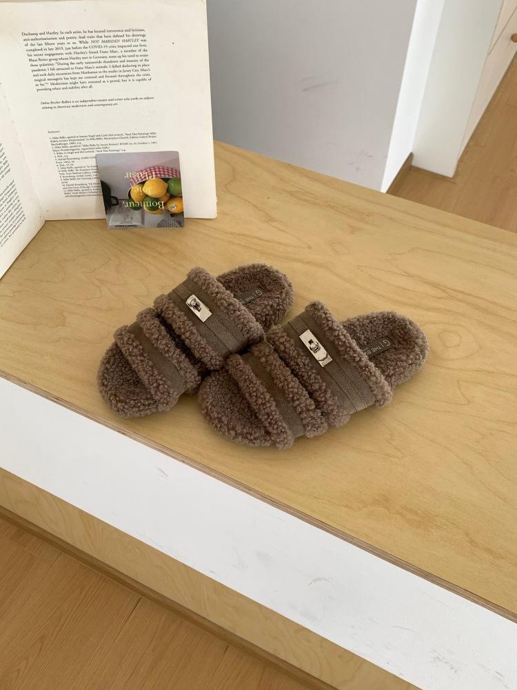 French Gentle Fairy Wind Soft Bottom Round Head Open Toe Metal Buckle Birkenstock One Pedal Lazy Warm Fluff Drag