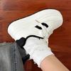 Black and white contrasting color platform white shoes women's 2025 autumn new ins lightweight and breathable student versatile height-increasing bo