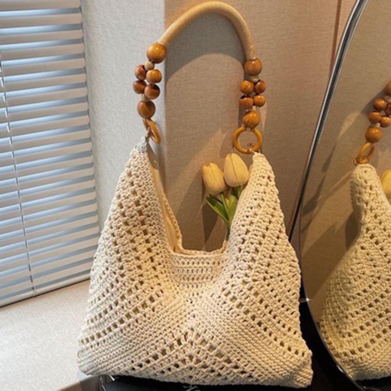 2026 Women's Large Capacity Retro Ethnic Straw Tote Bag
