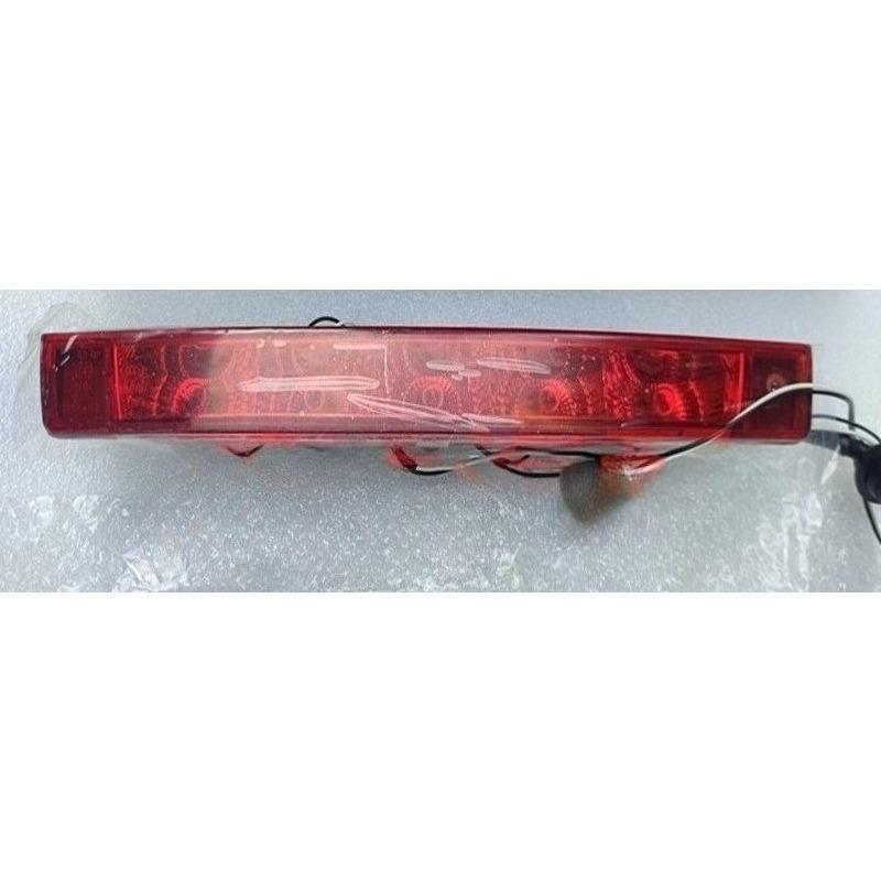 High Mounted Brake Light Assembly Rear Roof Taillight Parking Lamp for Chevrolet Captiva 2008 2009 2010 2011 2012-2017