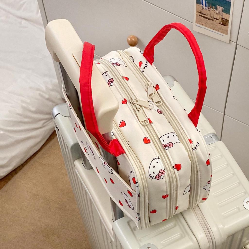 Schicke Katze Make-up Tasche: Geräumiger, dreilagiger Kosmetik-Organizer für Frauen - Perfekt für Reisen.