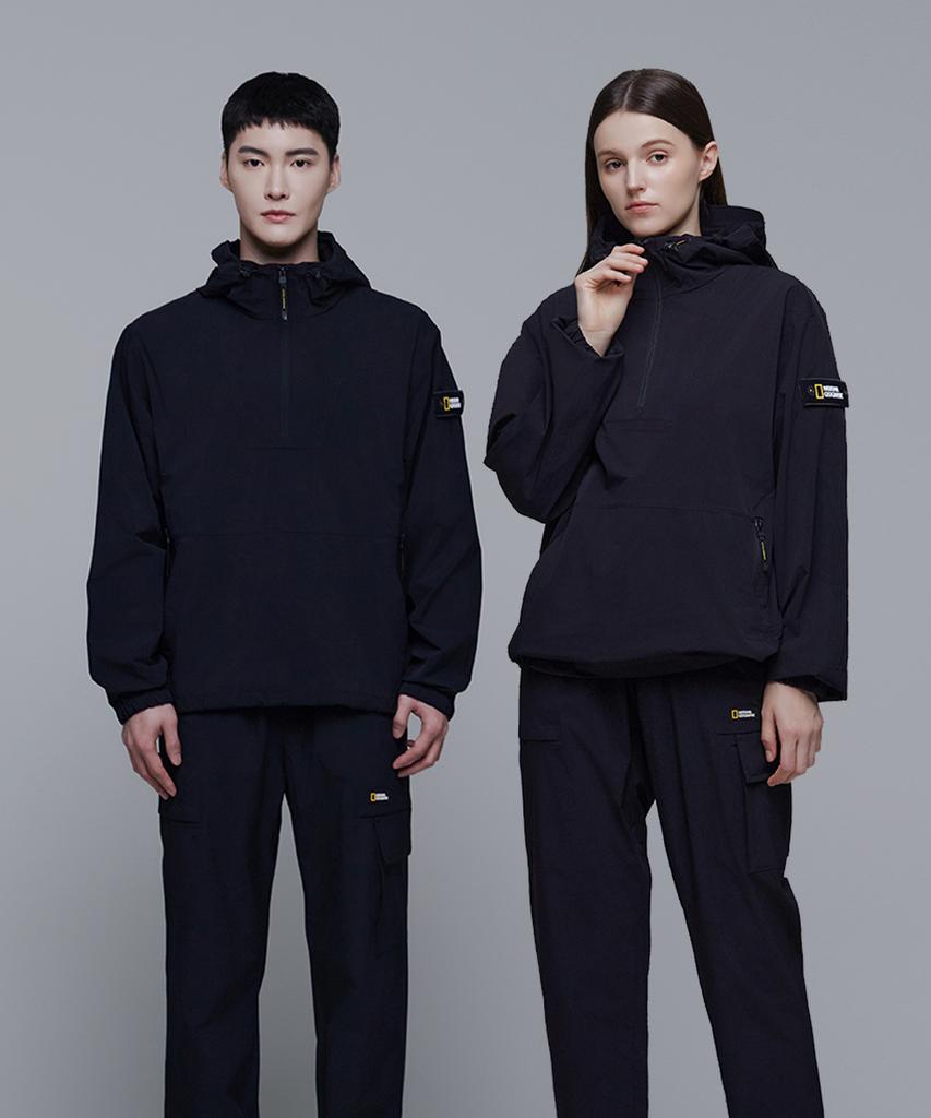 Nationalgeographic N242Uft940 Adeli Lightweight Woven Stretch Long Sleeve Anorak Carbon Black