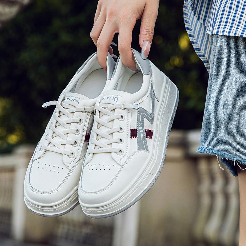 Leather Little White Shoes Women's New Soft-soled Sports and Leisure Shoes Women's Comfortable Flat-soled Student Board Shoes