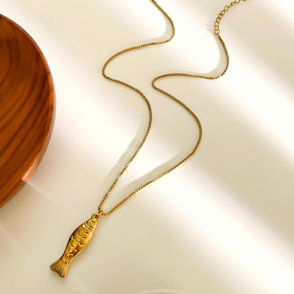 Jewelry Mini Fish Necklace Gold Ocean Style Beach Chain Choker Fish Pendant Necklace  Sea Beach