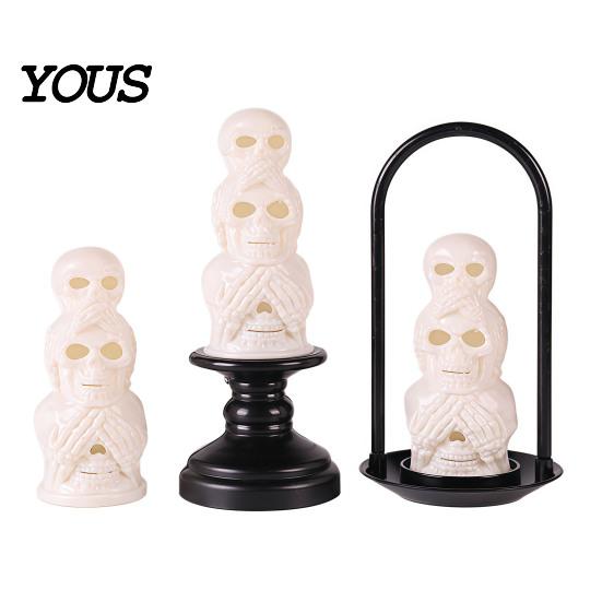 Decorative Figurine with LED Halloween Skull Night Light, Resin Candle Lamp Spooky Table Decor for Room, Haunted House, Unique Tabletop Decoration