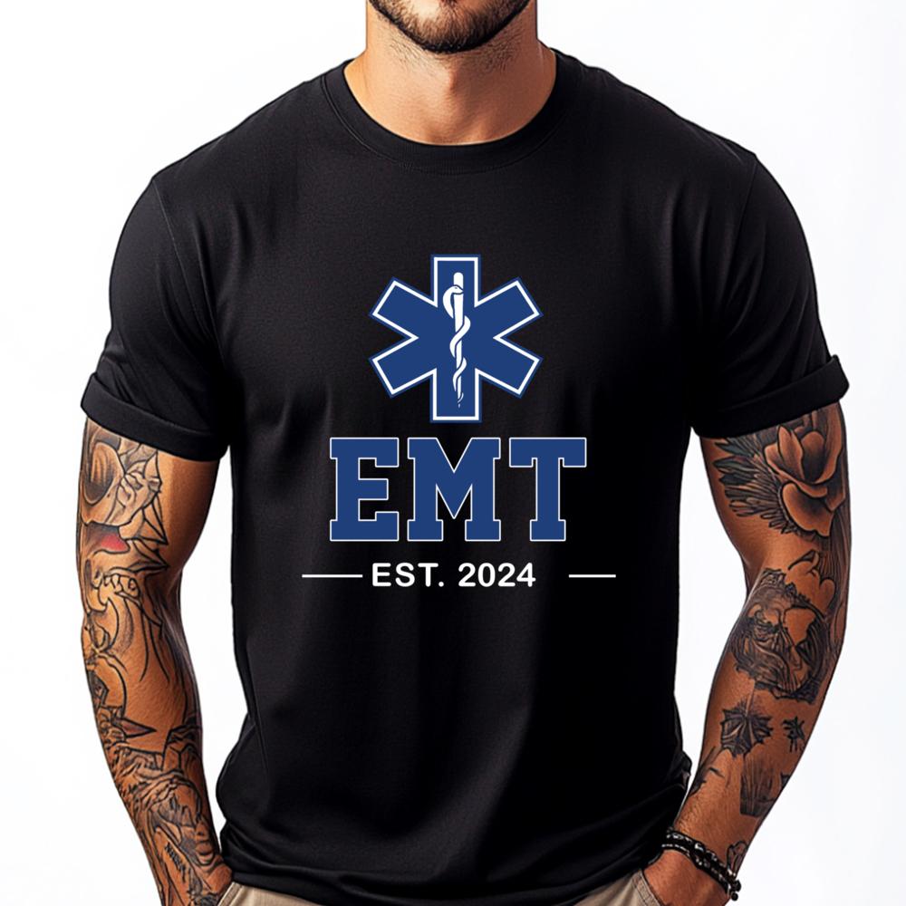 Emt Established Est Ems Paramedic Medic Graduation Grpahic Tee Luxury TShirt HOLIDAYS