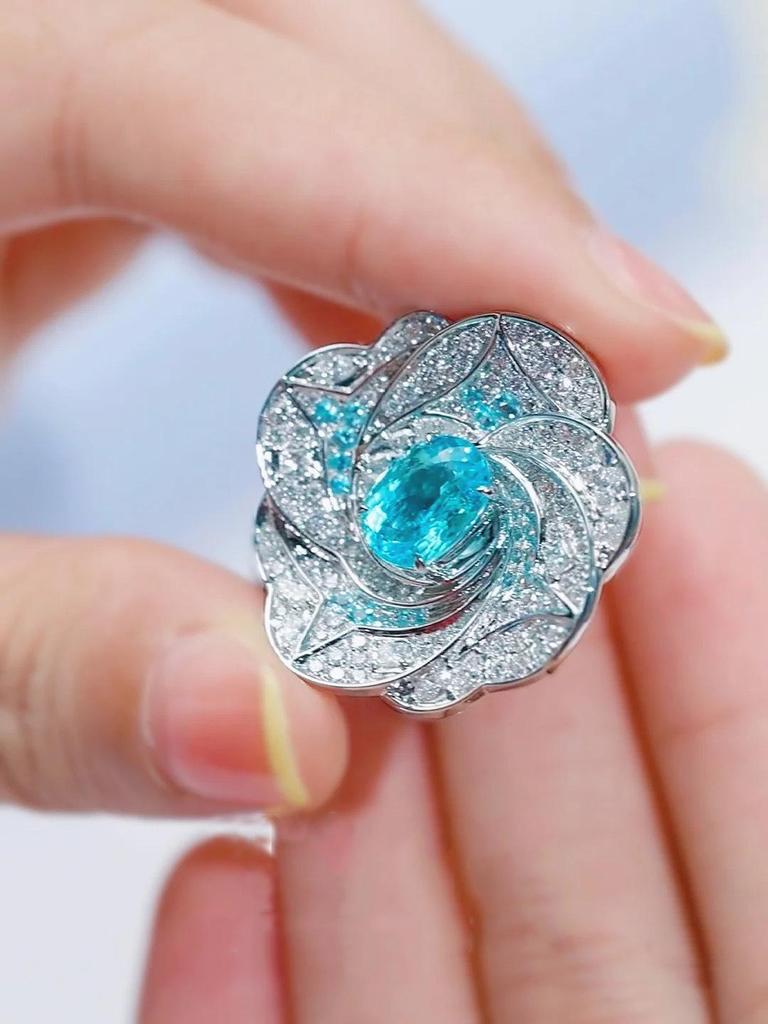 Indifferent Style Niche Design Light Luxury Paraiba Gemstone Blue Crystal Open Index Finger Ring for Women