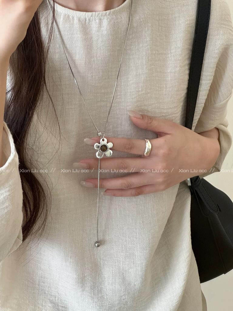 Vintage Natural Tigereye Heart Cross Beaded Necklace With Metallic Flower Pendant Women Sweater Chain Jewelry