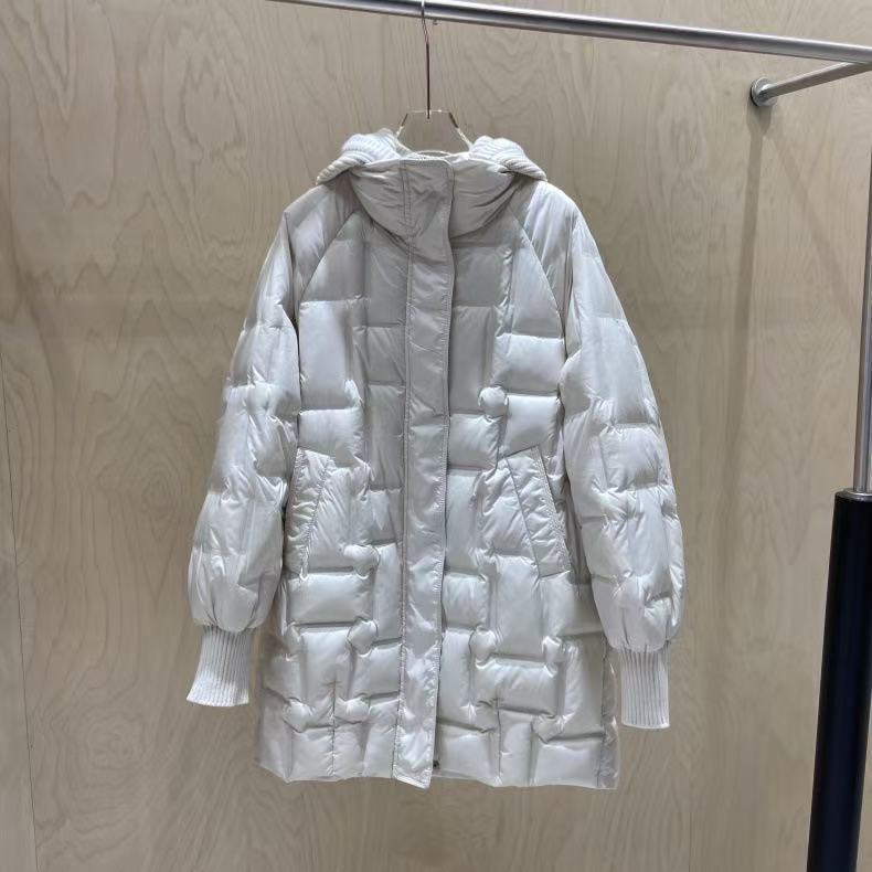 Lagabogy Winter Women Long White Duck Down Jacket Female Casual Loose Warm Parkas Knitted Hat Detachable Puffer Coat