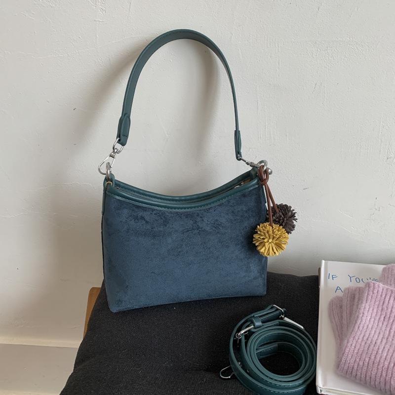 Suede Bag Women's Autumn and Winter New Versatile Messenger Bag Casual Niche Single Shoulder Underarm Bucket Bag