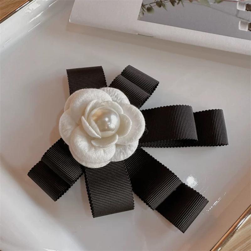 Prancūziškas vintažinis audinio meno peteliškės segės kamelijos gėlės korsazo smeigtukai marškinių apykaklės aksesuarai mados papuošalai dovanos moterims