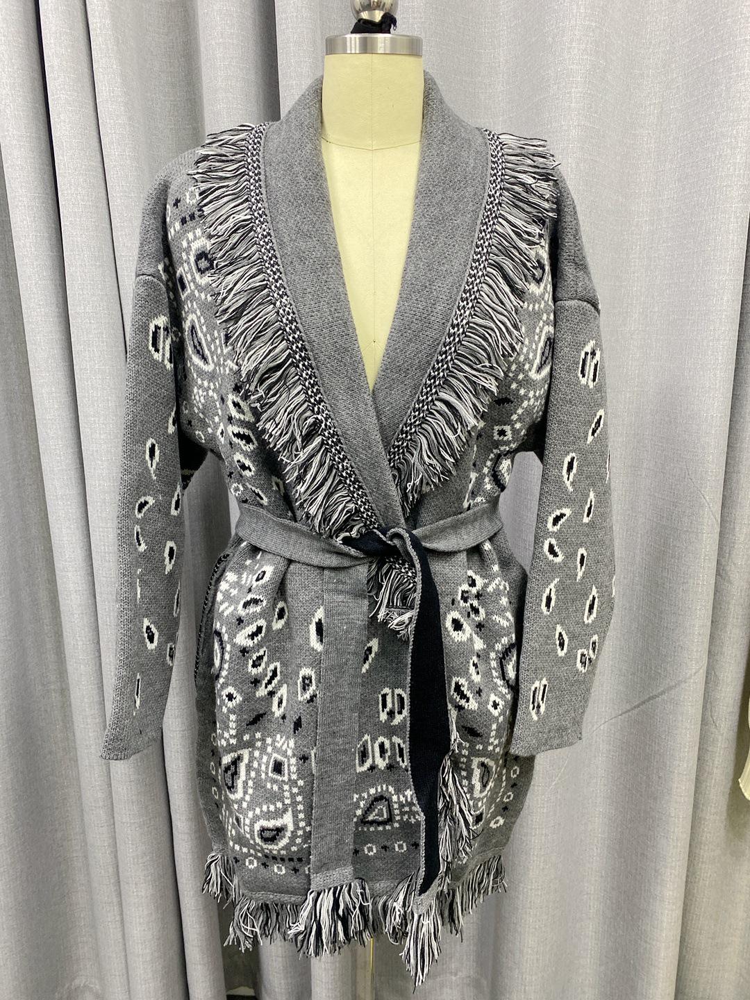 

Trendy European & American Thick Jacquard Knit Tassel Cardigan - Loose Fit, Plus Size, Mid-Length Women s Sweater Coat Large серый