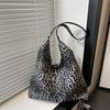 Popular Leopard Print Bag for Women Autumn and Winter New Fashion Tote Bag for Women Ins One Shoulder Carry