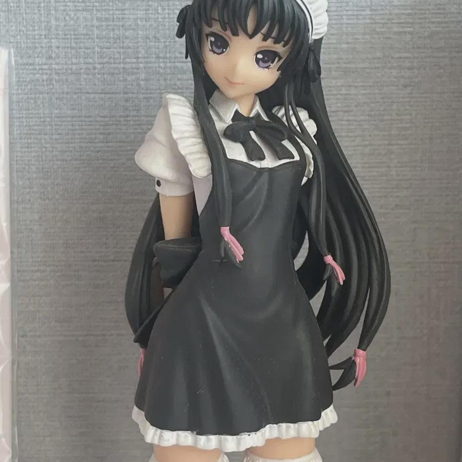 

I Don t Have Many Friends Maid Figure Beautiful Girl Acrylic Key Ring Classic Comic Book Cheil Lottery