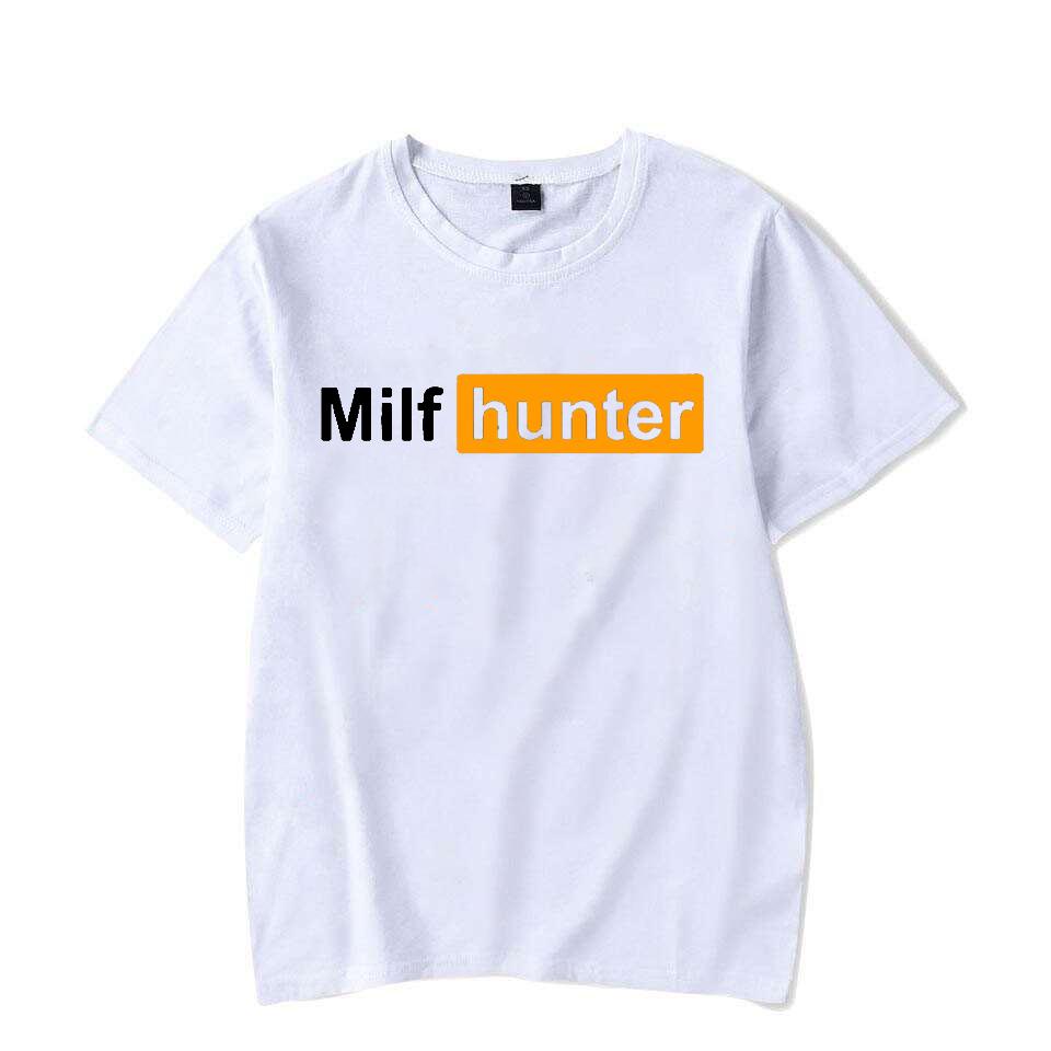 

Funny MILF Hunter T Shirt for Men Women Summer Humor Joke for Men Who Love Milfs Streetwear T-shirt Fashion Casual Couple s Tops 4XL
